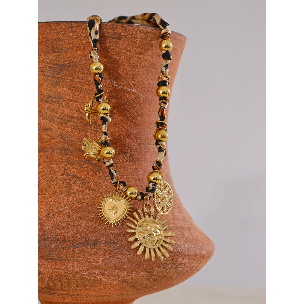 Collier bandana