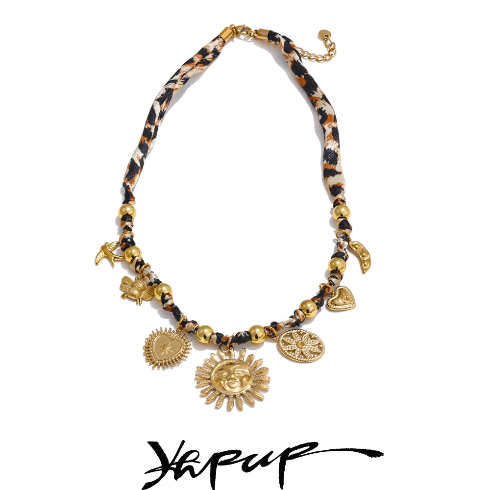 Collier bandana