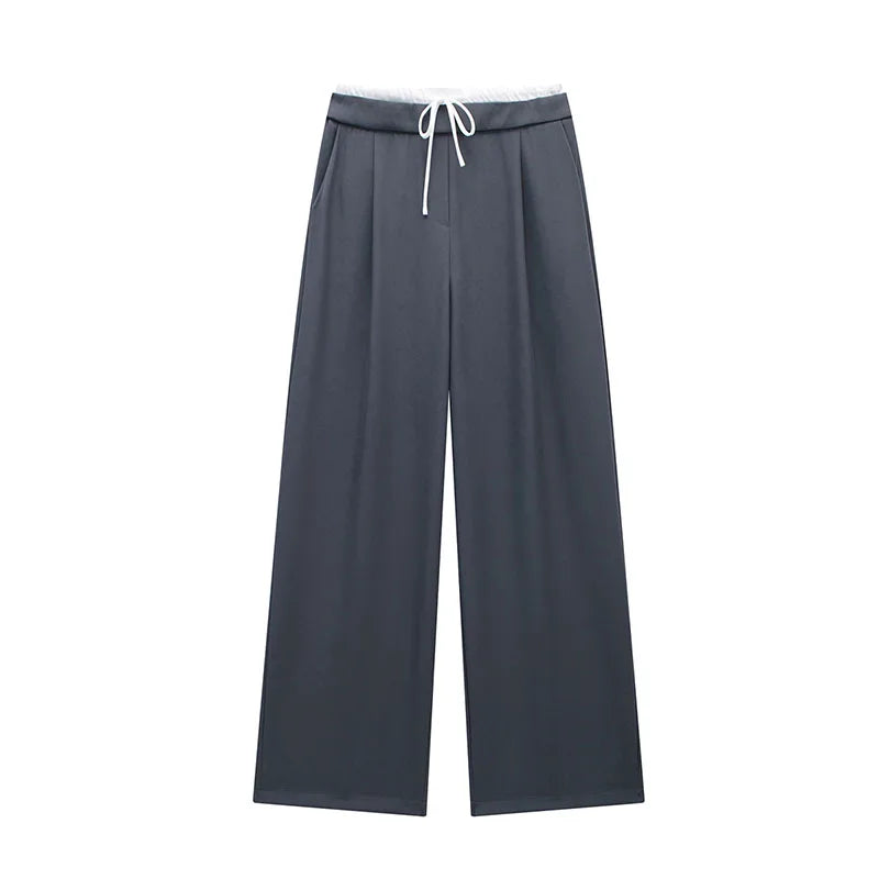 Pantalon tailleur femme gris, coupe droite et élégante pour un look formel.