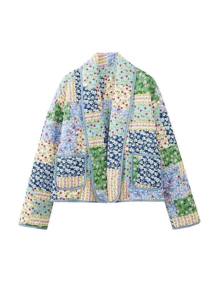 Veste patchwork multicolore en coton, style décontracté avec détails vintage et poches pratiques.