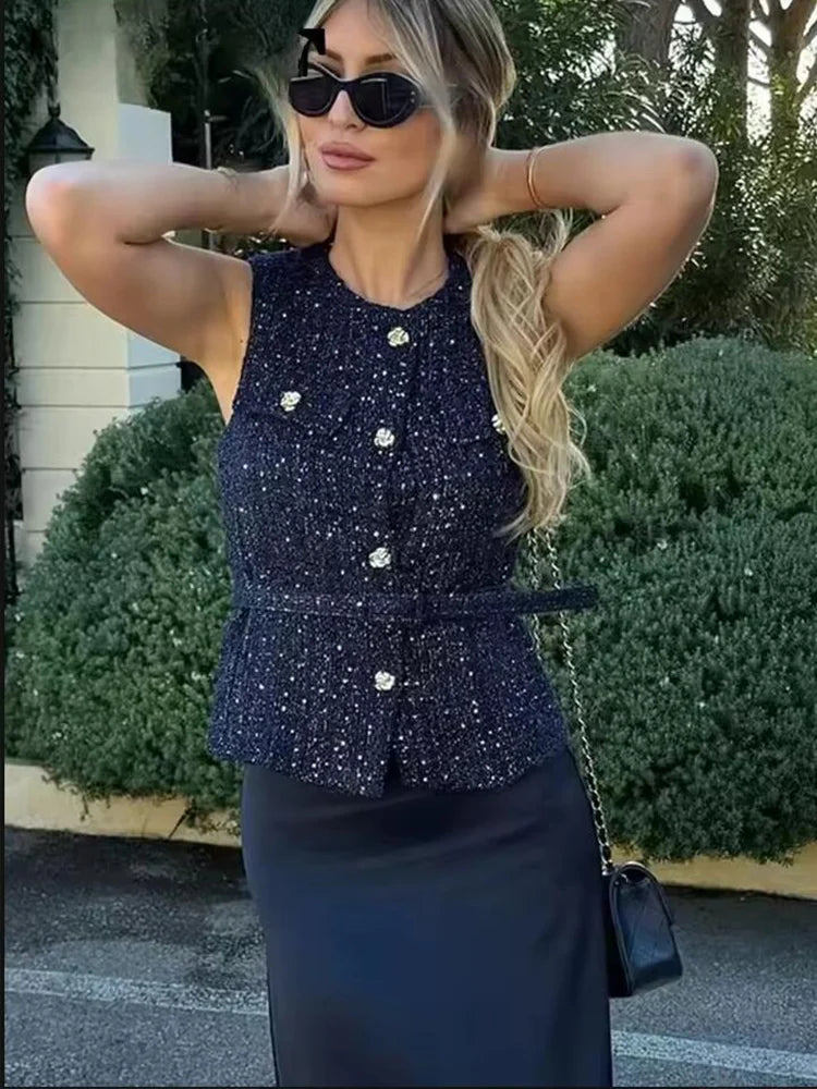 Gilet sans manches en tweed à ceinture