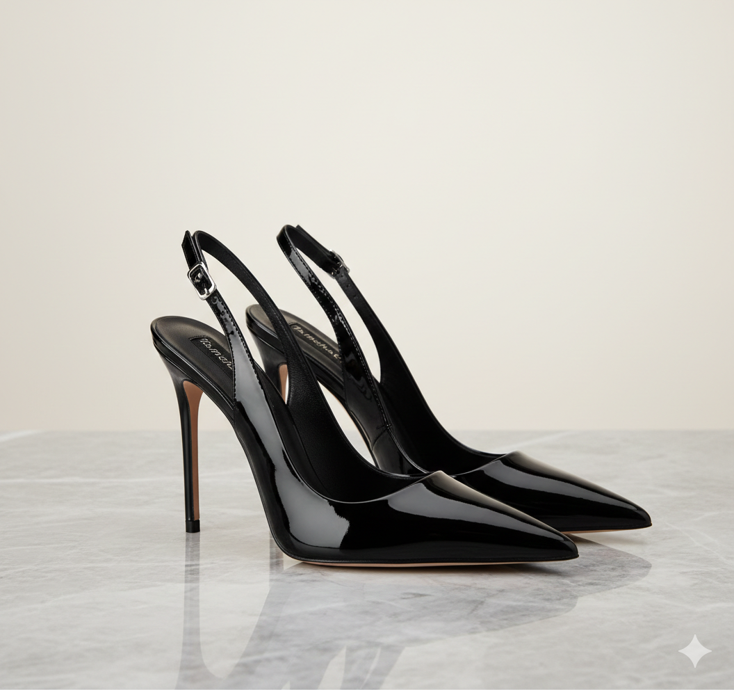 Gros plan sur la découpe précise du bout pointu et la finition haute couture de l'escarpin, illustrant un raffinement moderne.